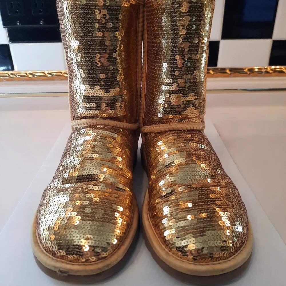 Ugg Classic Short Gold Sequin Boots - Picture 6 of 9